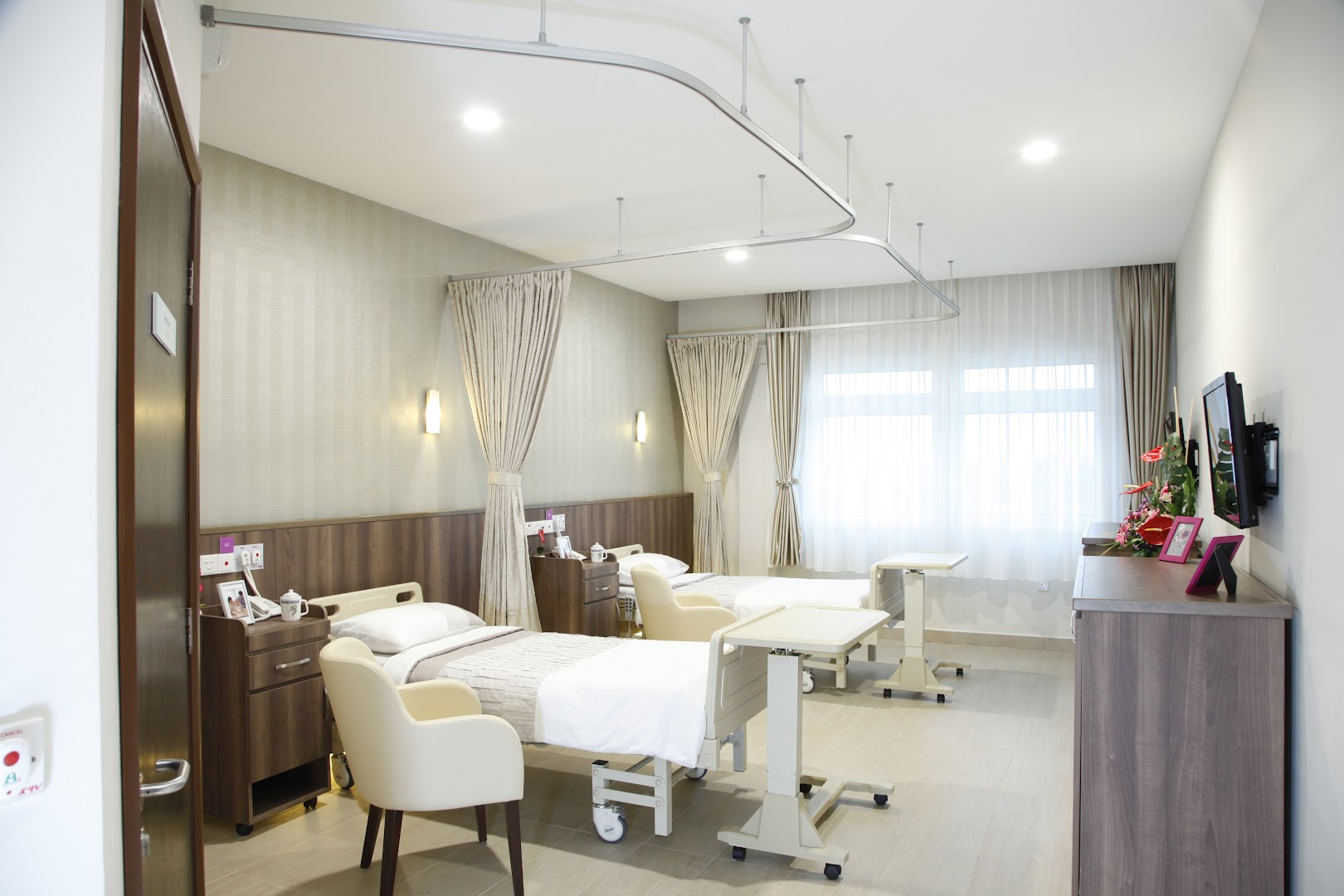 ECON Medicare Centre & Nursing Home - Taman Perling Branch 宜康医疗保健中心与疗养院 - 柏伶分行 photo 4