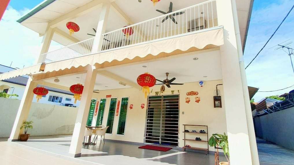 Elderly Gardens Care Centre KG CHERAS BARU photo 2