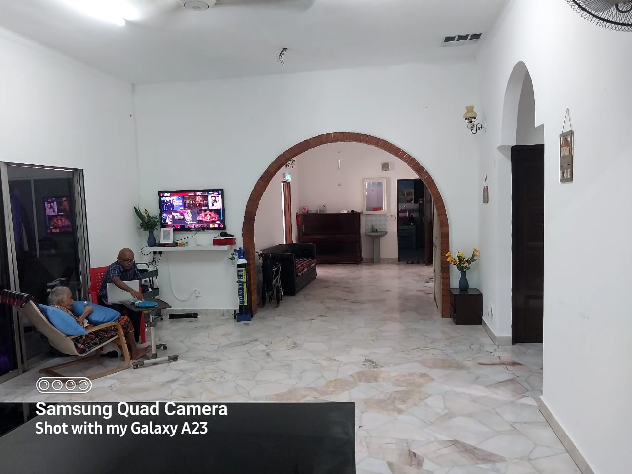 Loving touch care center photo 4